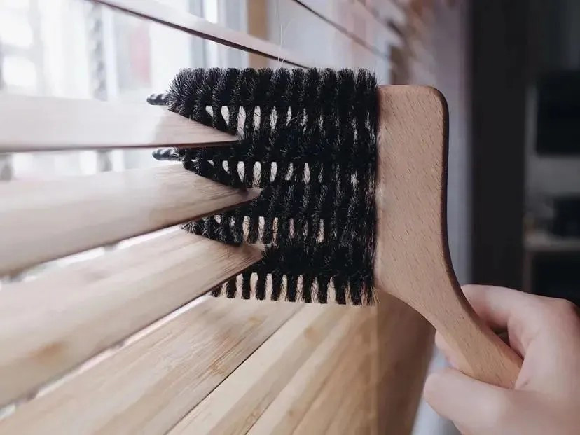 How to Clean Wooden Venetian Blinds and Why They Are a Popular Choice